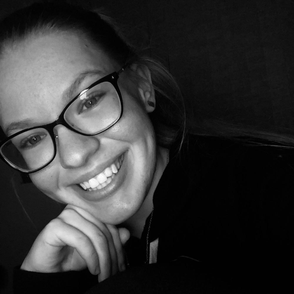 Meet your Posher, Alyson